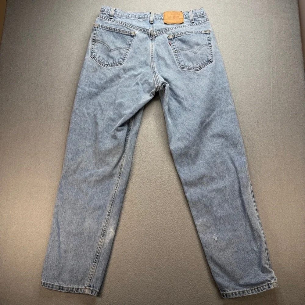 Vintage Levi's Jeans 550 Relaxed Fit‎ 36x32 Light Wash 90s Made in USA Tapered